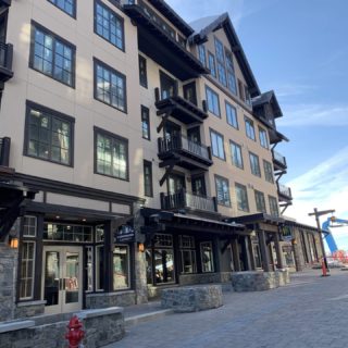 Long ski runs and great snow at the resorts, it's safe to say we enjoyed our client visit to @tamarackresort to check out the progress on The Village condo residences🏔🏂 #villageattamarack #tamfam