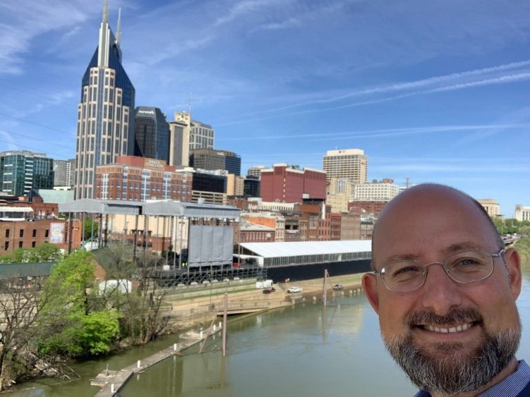 Reclaiming the Waterfront Downtown Nashville’s riverfront redevelopment and history Element360